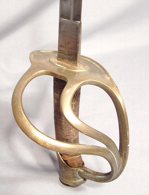 ANTIQUE AMERICAN US CAVALRY SWORD SABER MODEL