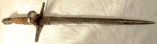 Antique Left hand Dagger Stiletto, 17th century