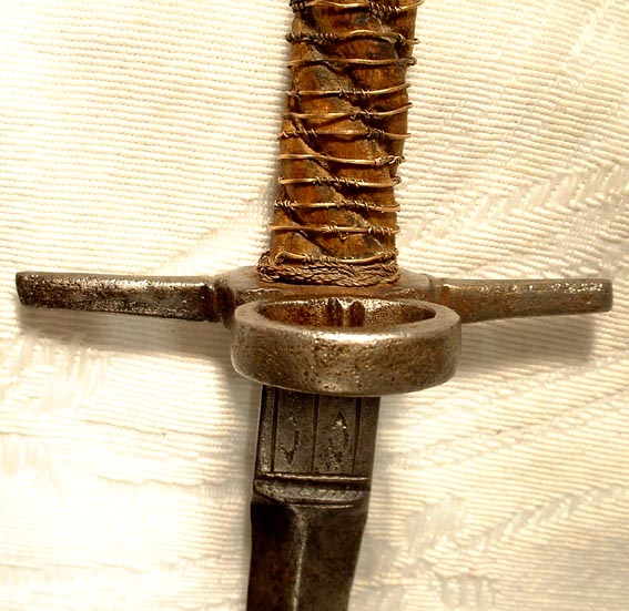 Antique Left hand Dagger Stiletto, 17th century