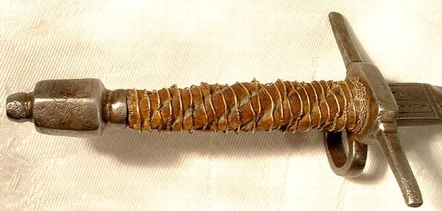 Antique Left hand Dagger Stiletto, 17th century