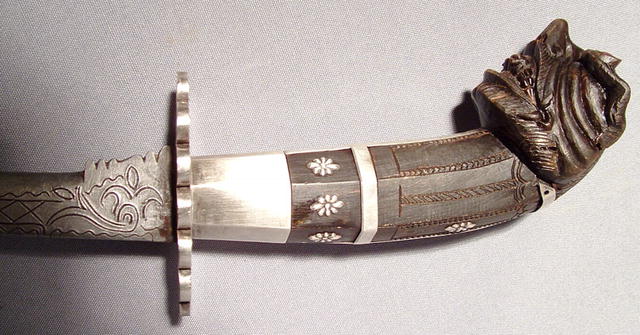 ANTIQUE 19TH CENTURY ISLAMIC MALAY SWORD GOLOK