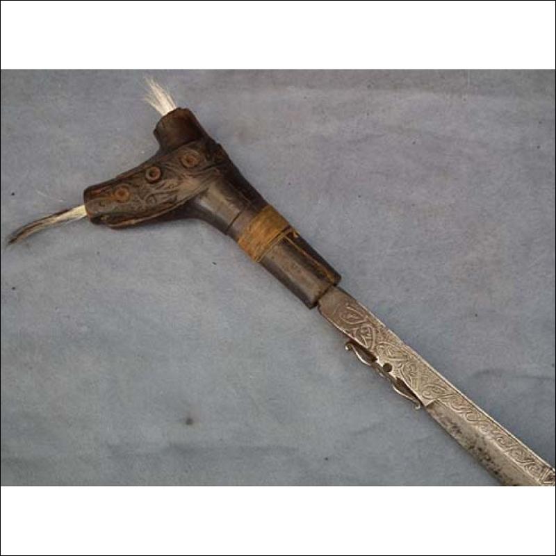 Antique Sword Head Hunters Dayak Mandau Parang Ihlang Borneo