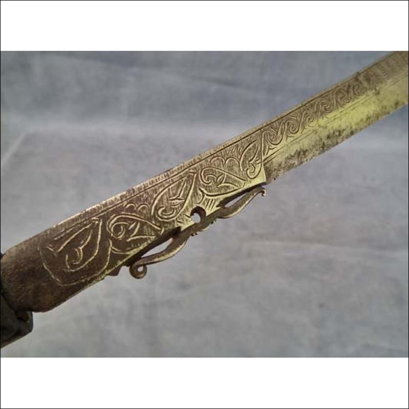 Antique Sword Head Hunters Dayak Mandau Parang Ihlang Borneo