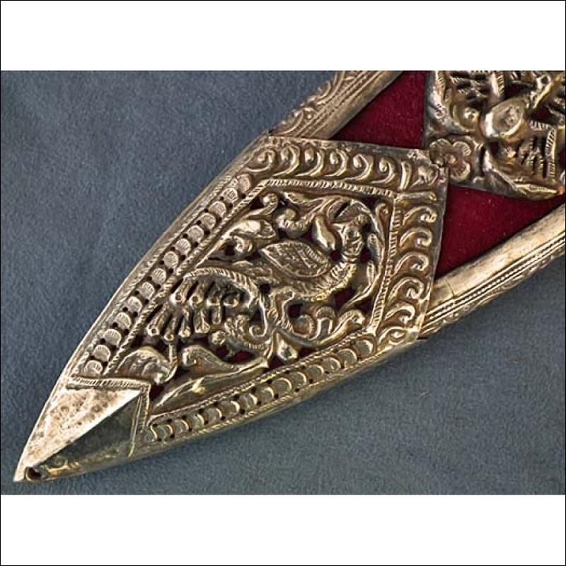 Antique Presentation Kothimora Kukri Khukuri 7th Duke of Edinburgh's own Gurkha Rifles in Silver