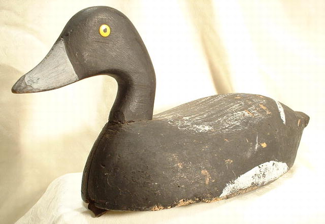 ANTIQUE HAND CARVED DUCK DECOY, 19TH CENTURY