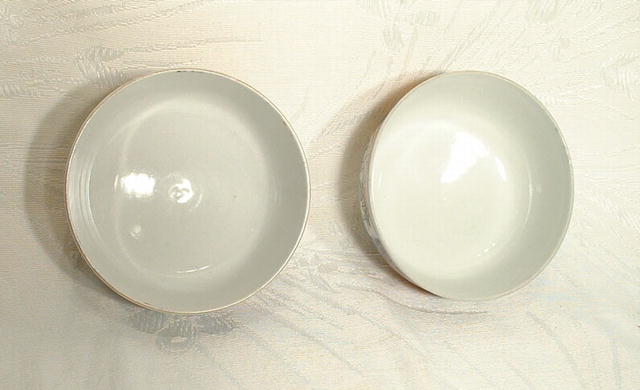 Antique Japanese Porcelain Imari Bowls w. Covers, 19th Century