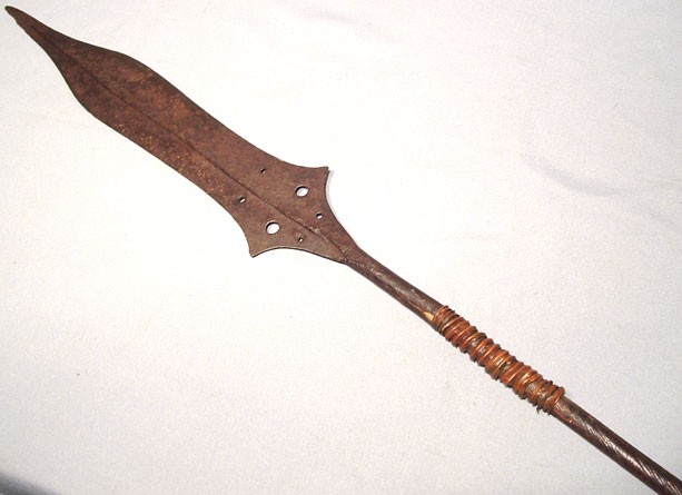 ANTIQUE AFRICAN KUBA WARRIOR SPEAR WITH LEAF BLADE