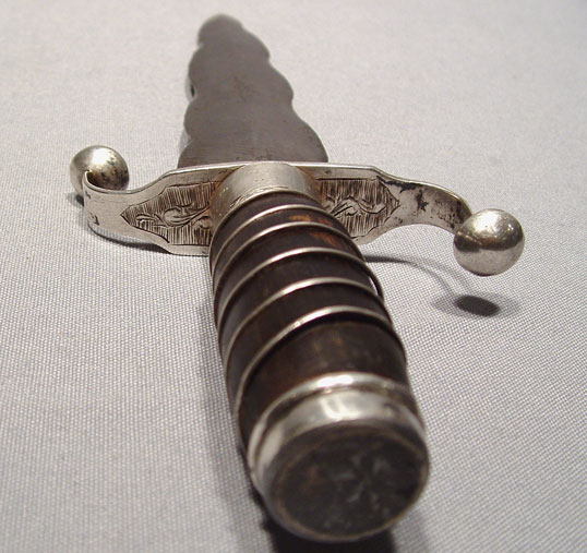 ANTIQUE AMERICAN REVOLUTIONARY WAR SILVER MOUNTED DAGGER