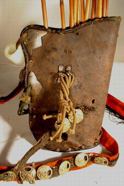 ANTIQUE CHINESE QUIVER FOR ARROWS 17TH -18TH