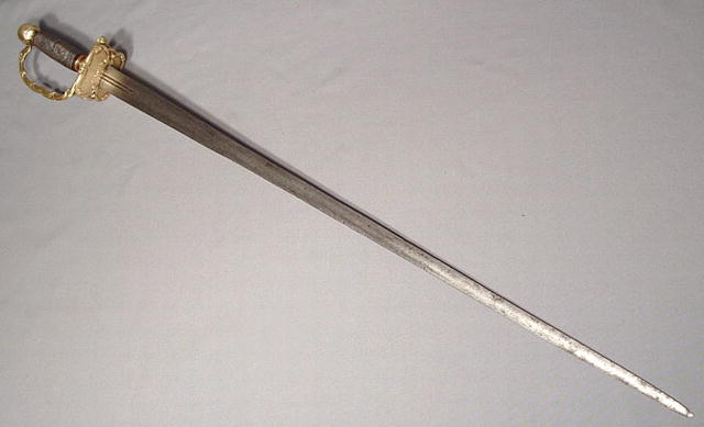 ANTIQUE SMALL SWORD, 18TH CENTURY EUROPE
