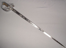 BRITISH RIFLE REGIMENT OFFICERS SWORD, WWI