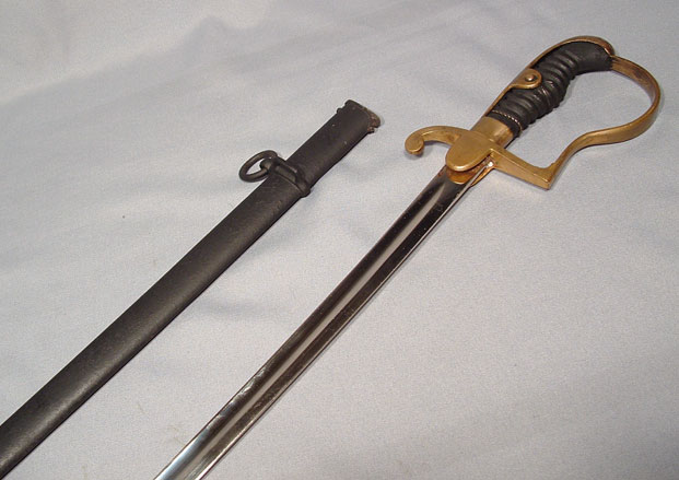 ANTIQUE GERMAN OFFICERS SWORD, 19TH CENTURY