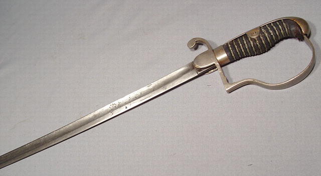 ANTIQUE GERMAN OFFICERS SWORD, 19TH CENTURY