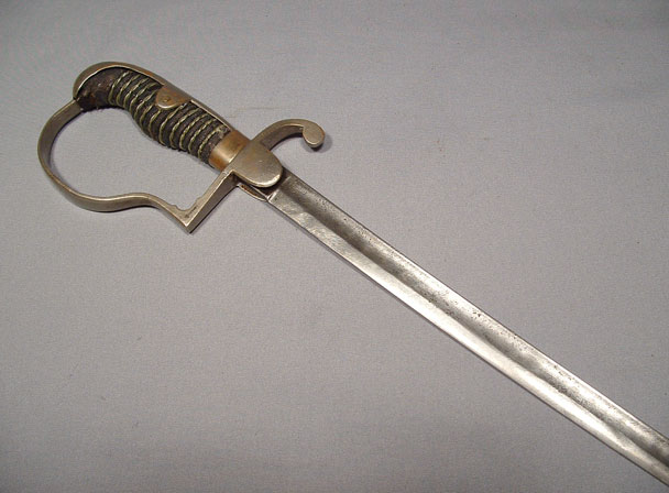 ANTIQUE GERMAN OFFICERS SWORD, 19TH CENTURY
