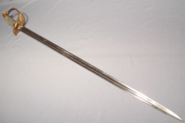 ANTIQUE PRUSSIAN OFFICERS SWORD MODEL 1889