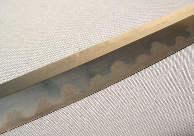 ANTIQUE JAPANESE SAMURAI SWORD WAKIZASHI WITH HORIMONO, C. 1500
