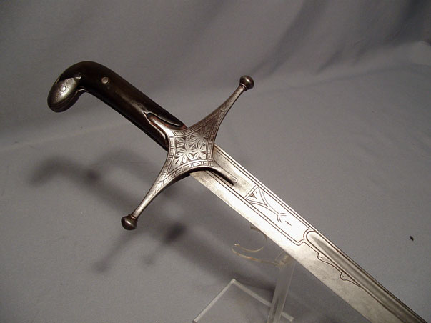 CAUCASIAN ISLAMIC RUSSIAN SWORD SHAMSHIR, 18TH CENTURY
