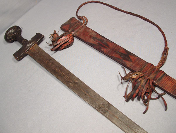 ANTIQUE ISLAMIC TAKOUBA SWORD, 19TH CENTURY