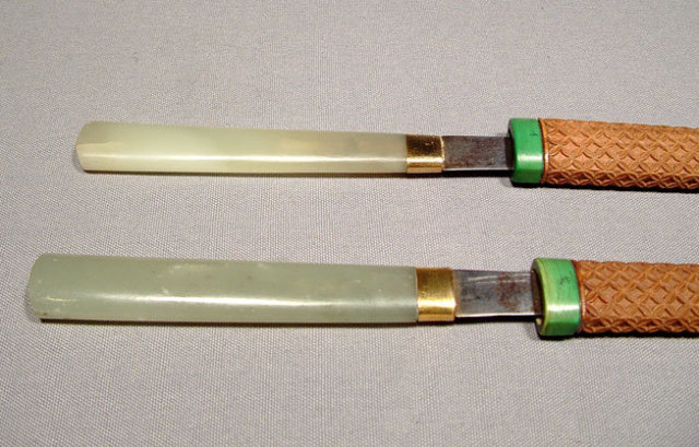 ANTIQUE PAIR CHINESE SLEEVES DAGGERS JADE HILTS