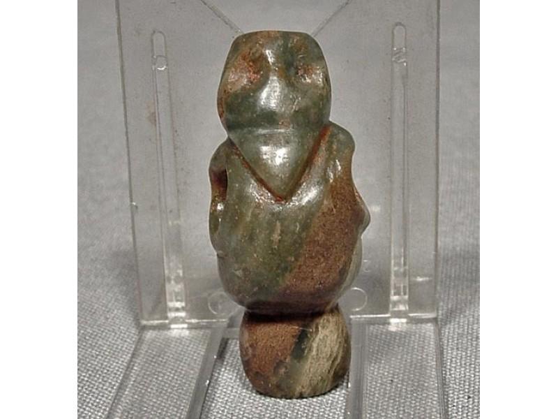 Antique Pre-Columbian carved Jade Bird Pendant Costa Rican Nicoya c 500 – 800 AD