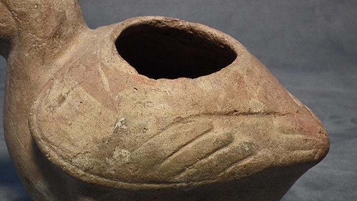 Antique Pr-Columbian Moche Terracotta Duck Effigy Vessel