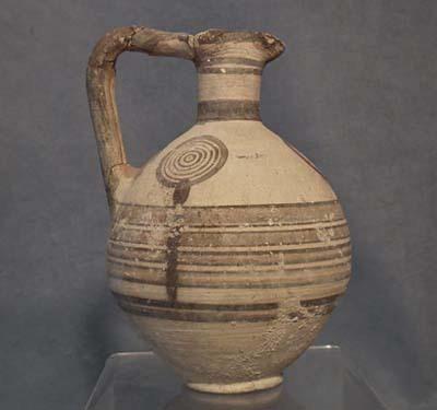 Ancient Cypriot Bichrome Ceramic Wine Jug CYPRUS 750-600 BC