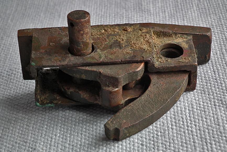 Ancient Chinese Han Dynasty BC 206-AD 220 Gold Overlaid Bronze Crossbow Mechanism