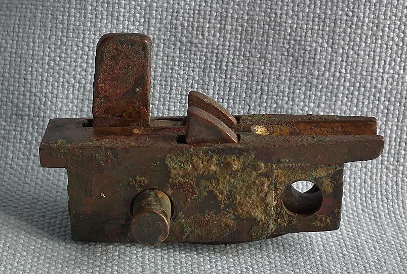 Ancient Chinese Han Dynasty BC 206-AD 220 Gold Overlaid Bronze Crossbow Mechanism