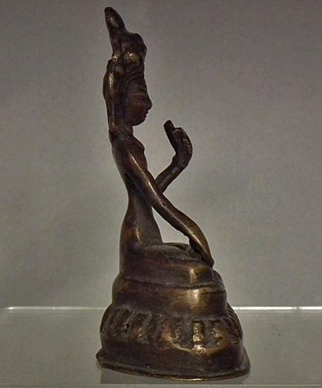 Antique 18th 19th century Sino Tibetan bronze figure of Avalokiteshvara Quan Yin - Kuan Yin