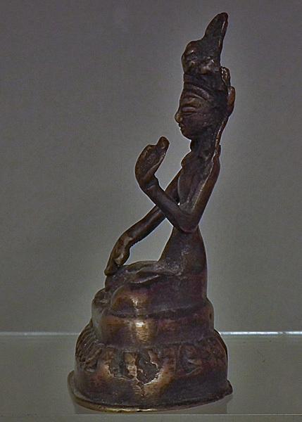 Antique 18th 19th century Sino Tibetan bronze figure of Avalokiteshvara Quan Yin - Kuan Yin