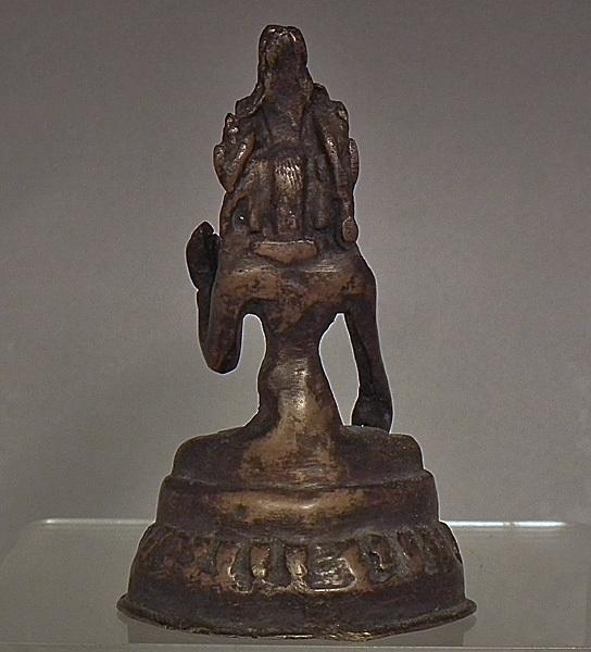 Antique 18th 19th century Sino Tibetan bronze figure of Avalokiteshvara Quan Yin - Kuan Yin
