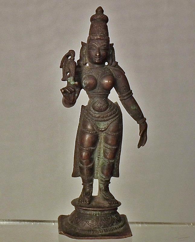 SOLD Antique bronze Figure Indian Hindu Parvati Meenakshi 15th-18th c India