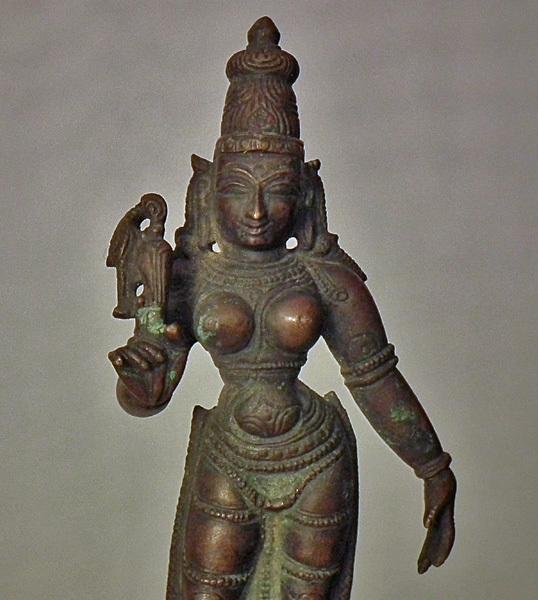 SOLD Antique bronze Figure Indian Hindu Parvati Meenakshi 15th-18th c India
