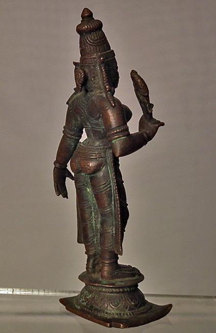 SOLD Antique bronze Figure Indian Hindu Parvati Meenakshi 15th-18th c India