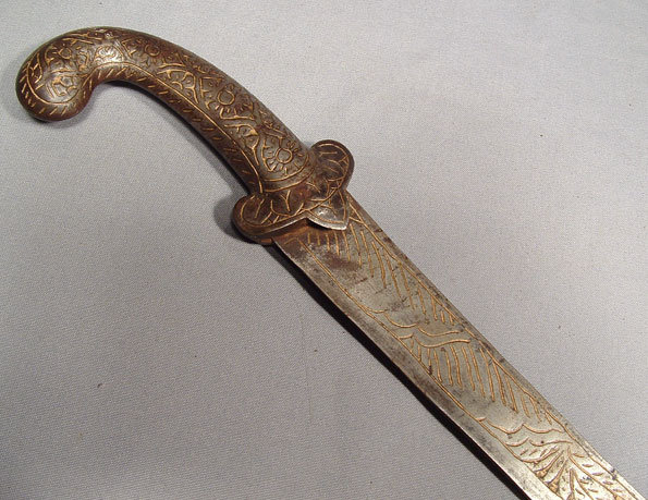 ANTIQUE INDO PERSIAN HUNTING SWORD, 19th century