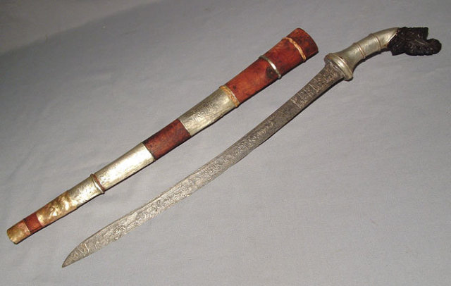 ANTIQUE MALAYAN ISLAMIC SWORD GALOK, 18th -19th c