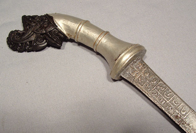 ANTIQUE MALAYAN ISLAMIC SWORD GALOK, 18th -19th c