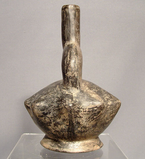 Ancient Pre Columbian Chimu Vessel, 850 -1450 AD