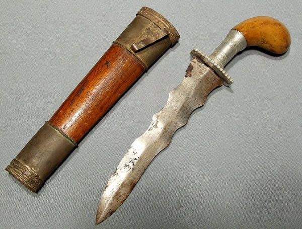 Antique Philippines Dagger Philippine Islamic Knife Punal