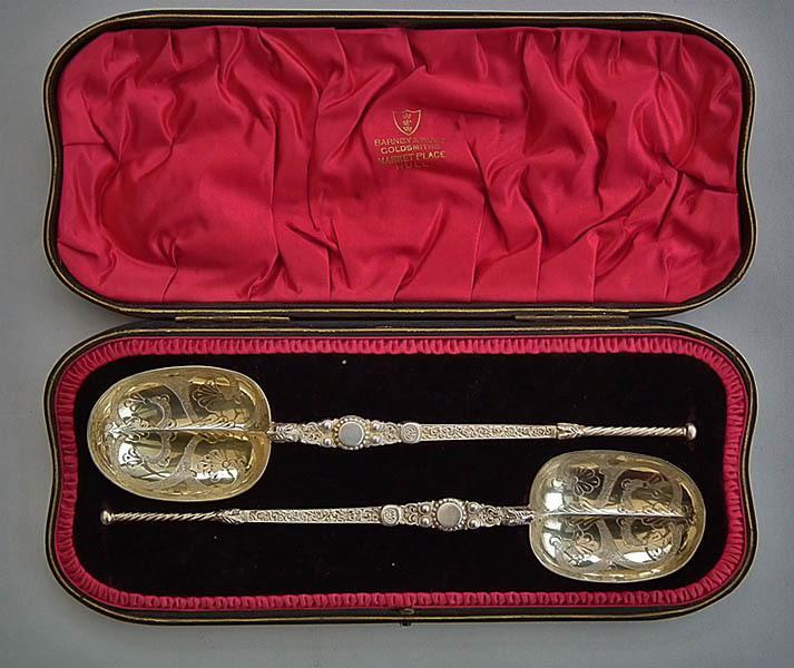 Pair of Rare Dated 1900 Silver Gilt Anointing Spoons Edward VII Coronation Regalia