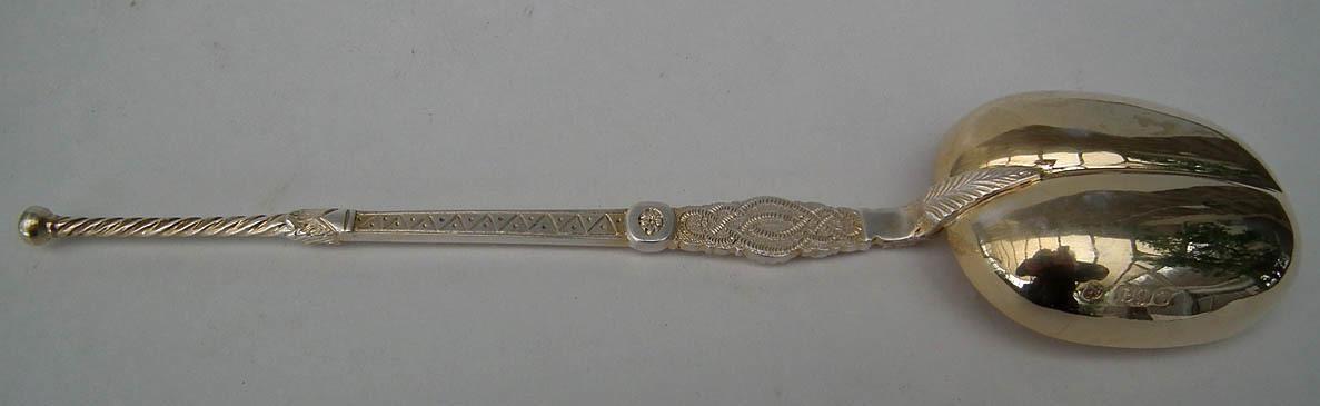 Pair of Rare Dated 1900 Silver Gilt Anointing Spoons Edward VII Coronation Regalia