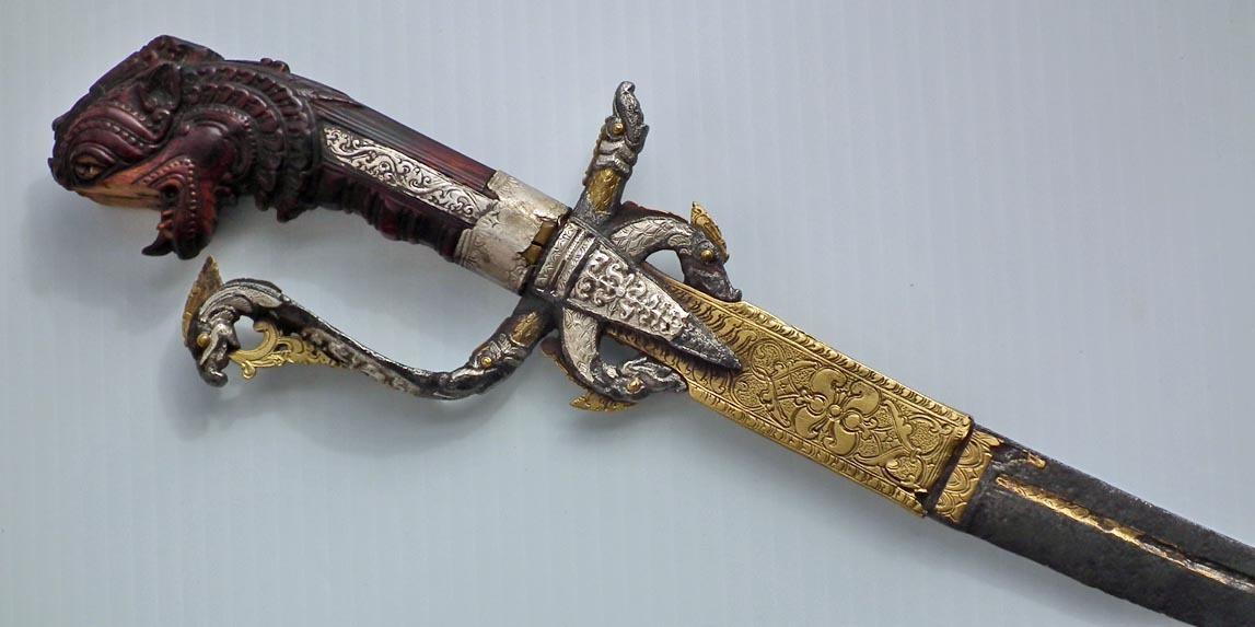 Antique Ceylonese Sinhalese Sword Kastane 17th -18th century Ceylon Sri Lanka