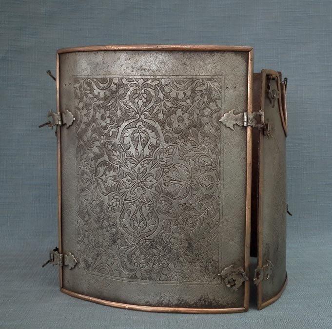 Antique 18th century Indo-Persian Islamic Armour Char-Aina