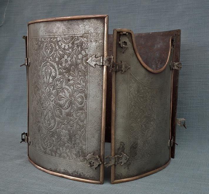 Antique 18th century Indo-Persian Islamic Armour Char-Aina