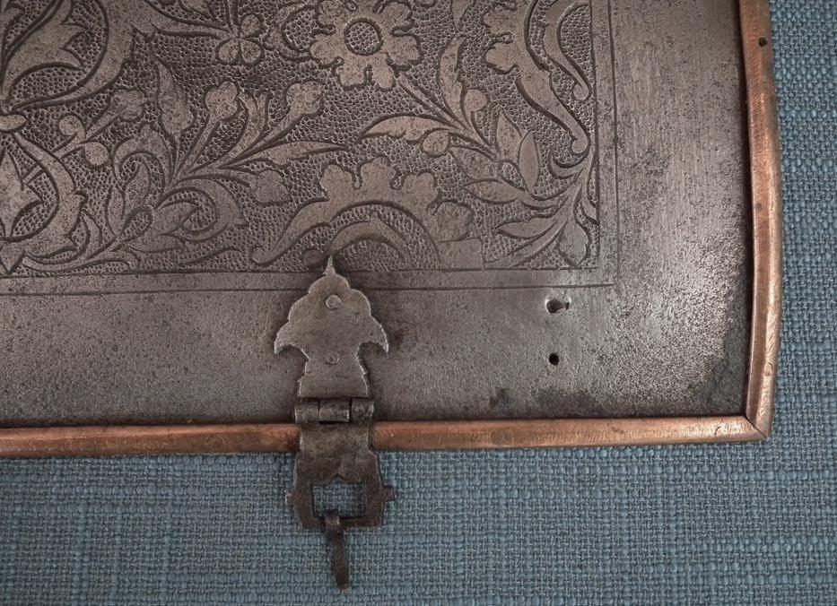 Antique 18th century Indo-Persian Islamic Armour Char-Aina