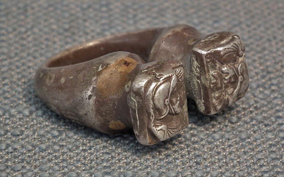 Ancient Roman 1st - 3rd century A.D. legionary Soldier Silver Ring