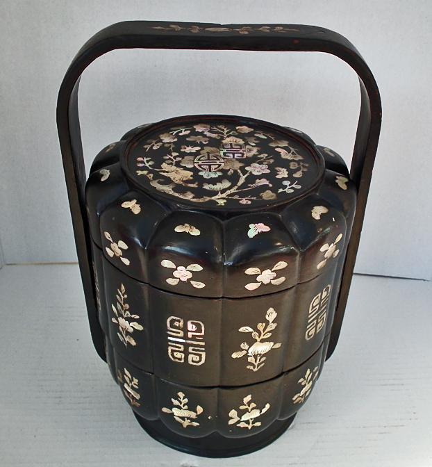 Antique Chinese Mother Of Pearl Inlaid Lacquer Qing Dynasty Wedding Basket Lunch Box