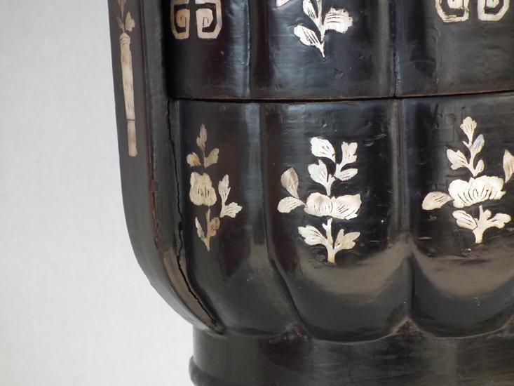 Antique Chinese Mother Of Pearl Inlaid Lacquer Qing Dynasty Wedding Basket Lunch Box