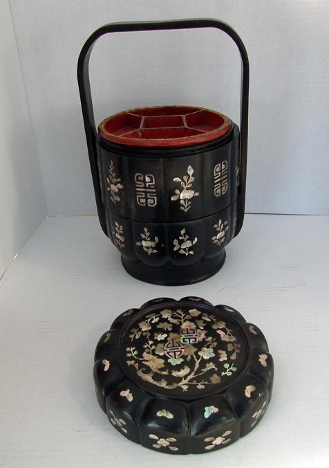 Antique Chinese Mother Of Pearl Inlaid Lacquer Qing Dynasty Wedding Basket Lunch Box