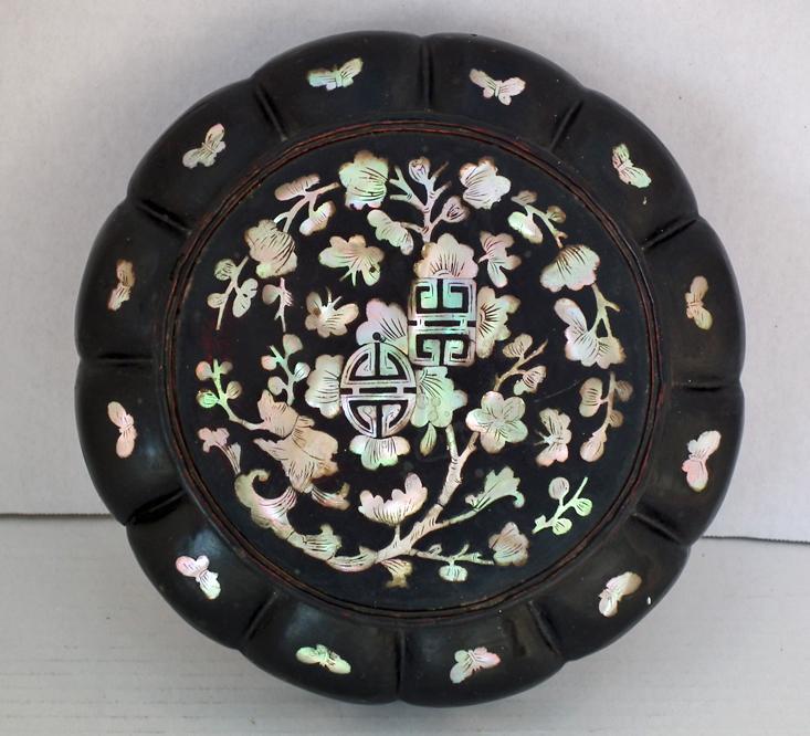 Antique Chinese Mother Of Pearl Inlaid Lacquer Qing Dynasty Wedding Basket Lunch Box